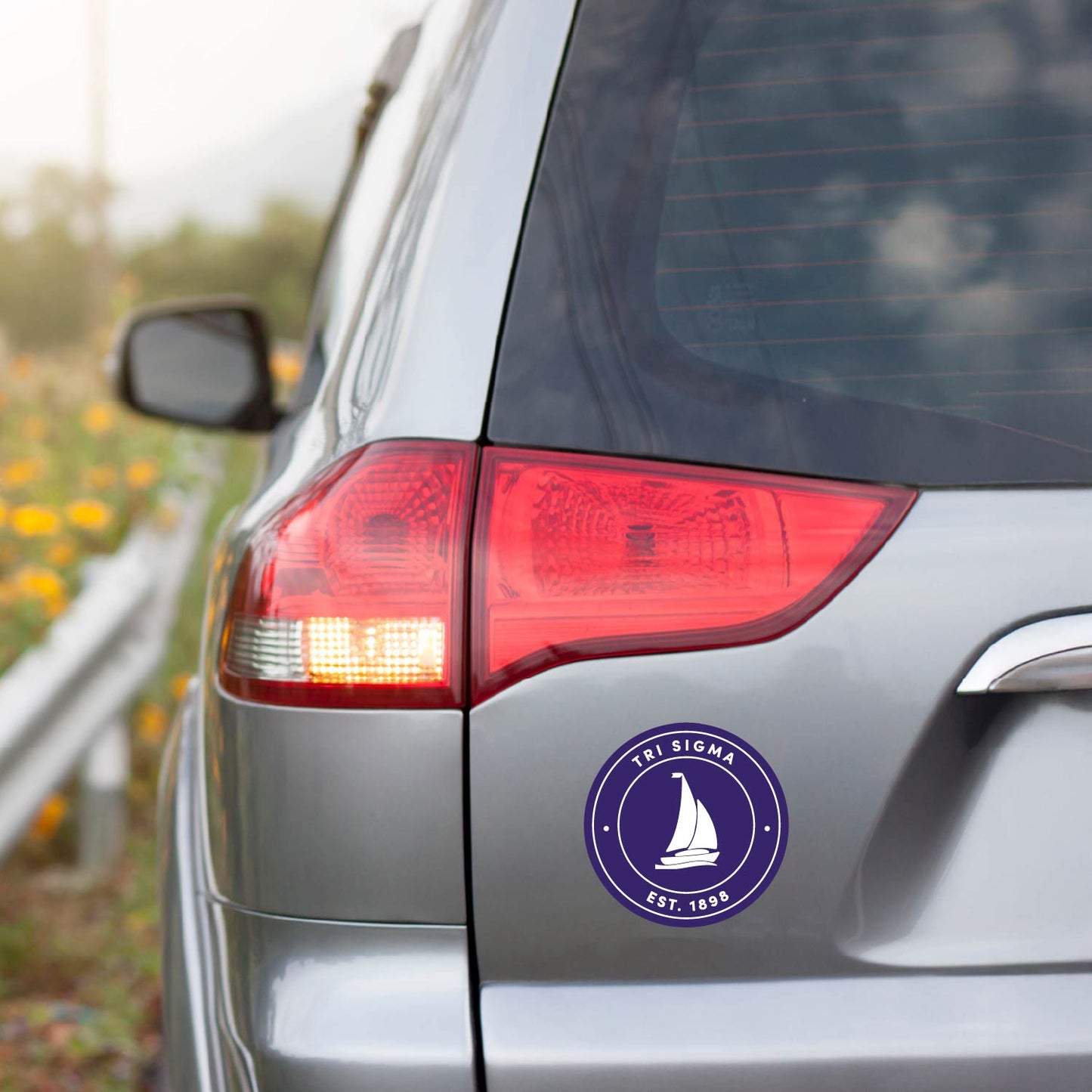 Sigma Sigma Sigma Sorority Car Decal Sticker- Full Color Circle Logo